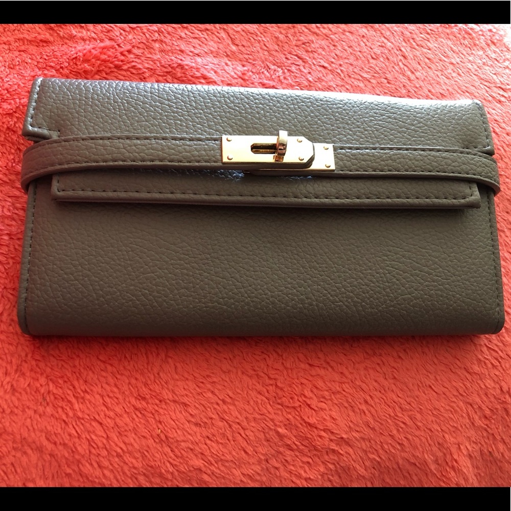 Grey Folding Clasp and Lock Wallet